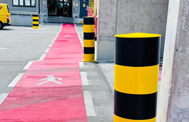Rammschutzpfosten XXL für schwere Fahrzeuge und gefährdete Bereiche - Rammschutzpfosten XXL für schwere Fahrzeuge und gefährdete Bereiche