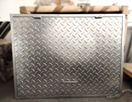 SA-600x800mm Stahl Schachtabdeckung verzinkt begehbar...